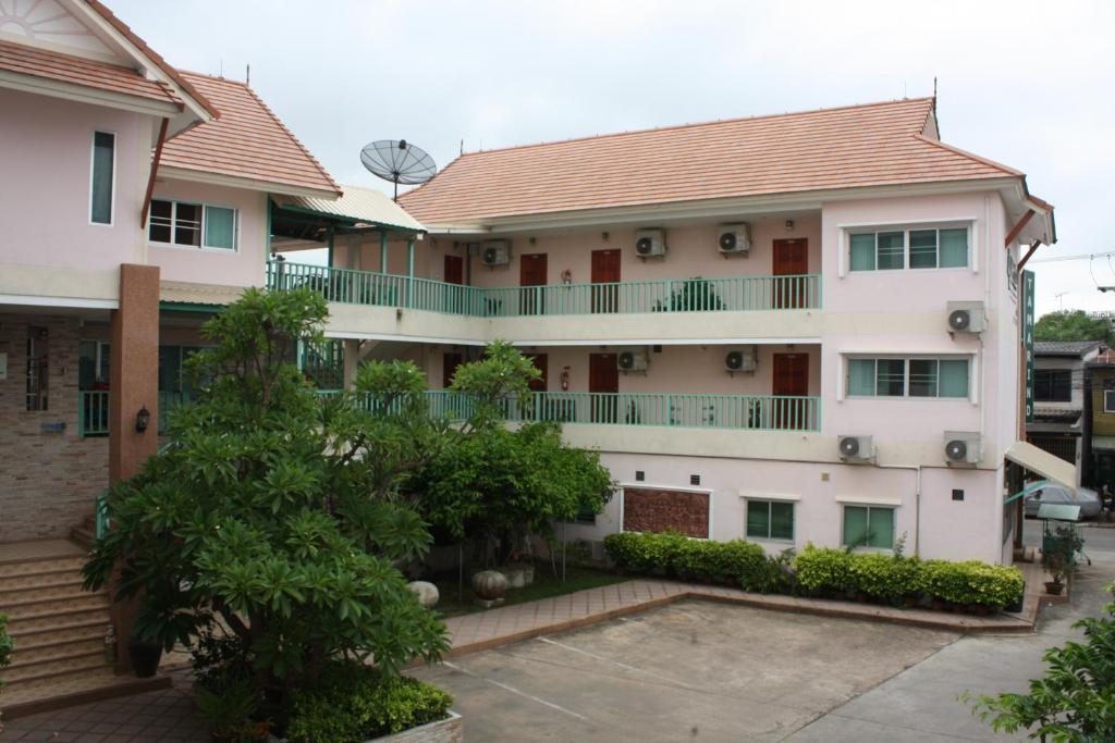 Tamarind Residences Khonkaen บ้านแทมมารีน Khon Kaen Ngoại thất bức ảnh