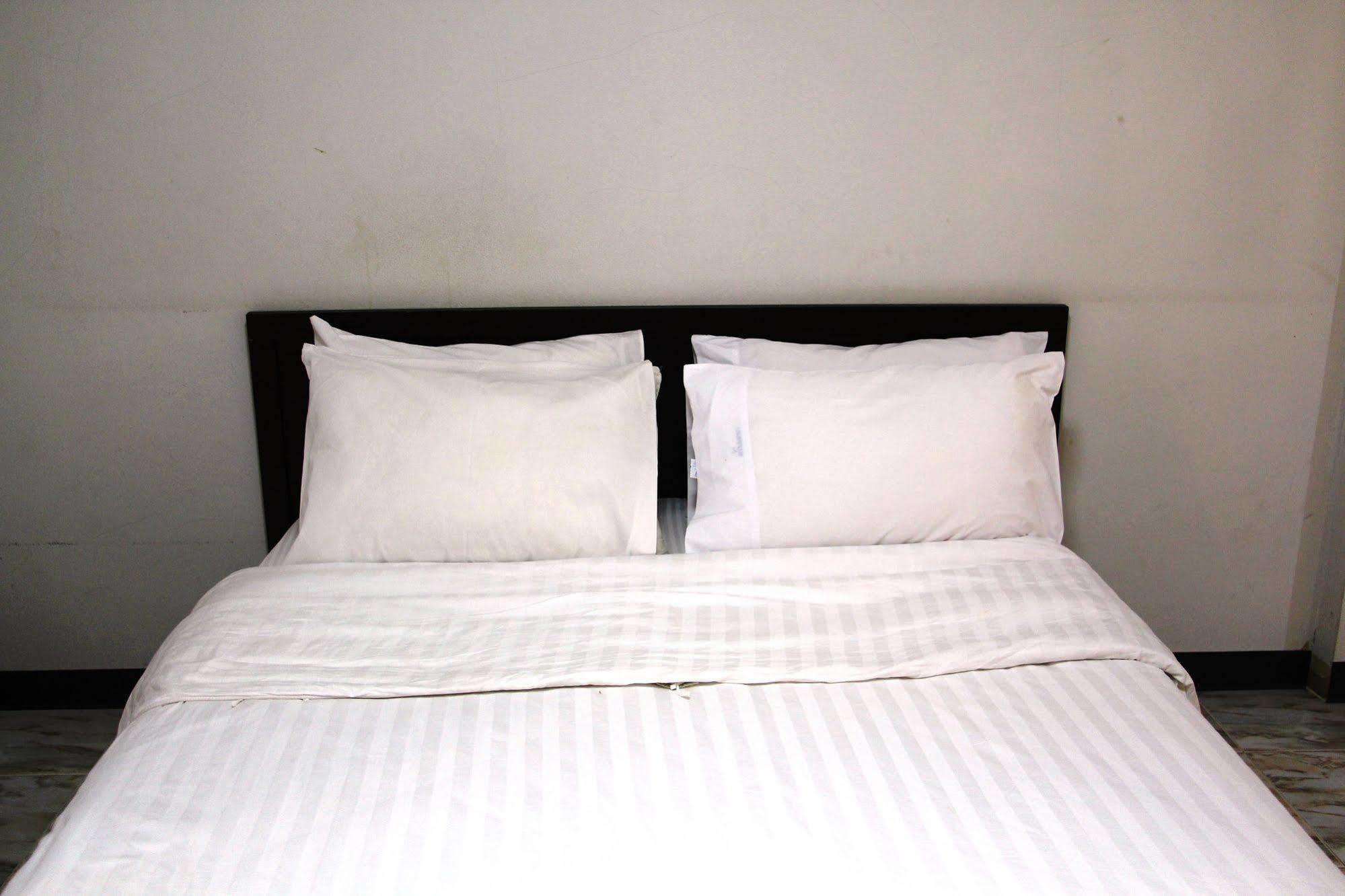 Tamarind Residences Khonkaen บ้านแทมมารีน Khon Kaen Ngoại thất bức ảnh